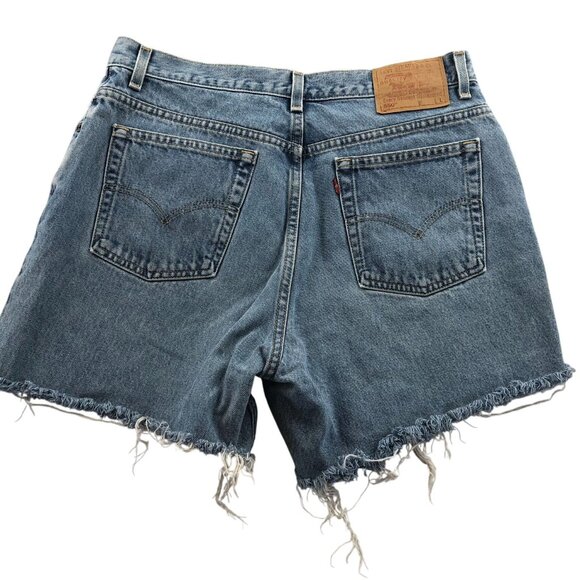 Vintage Levis Women's Jean Cut Off Shorts Size 16 Missy Frayed Hem - Picture 2 of 12